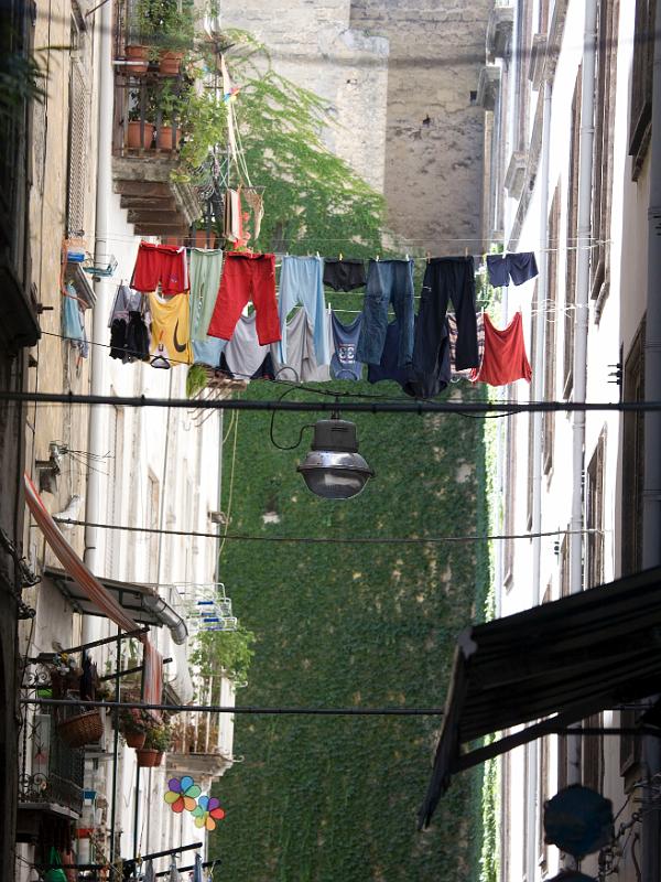 Napoli_Laundry.jpg - Napöli